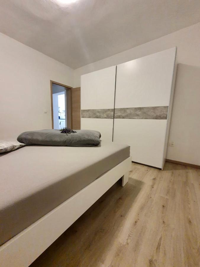 Apartman Skolj Jovici  Exteriör bild